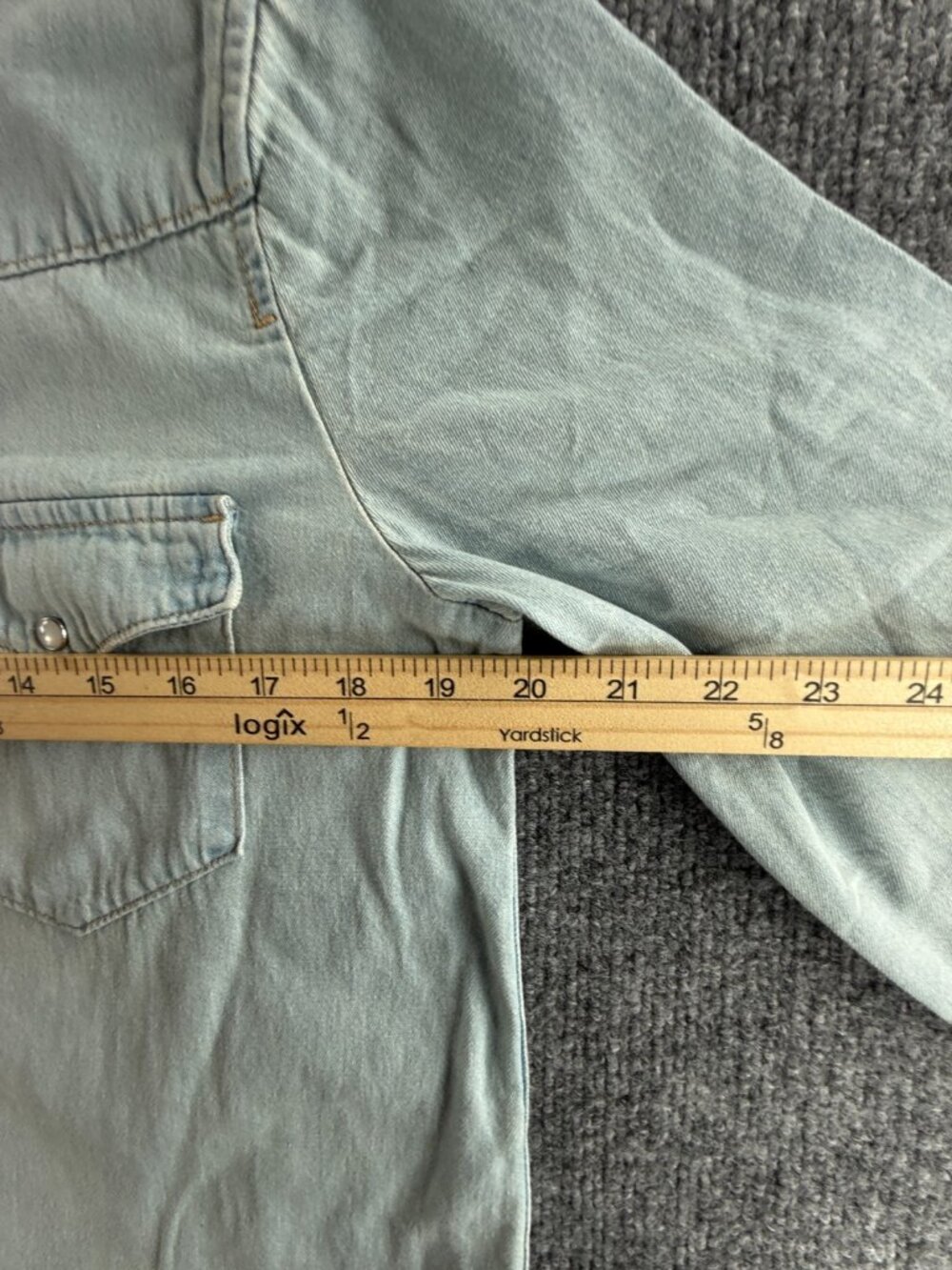 NWT Levi’s Pearl Snap Up Shirt Western Denim Pockets Lightweight Medium Blue - Picture 10 of 15
